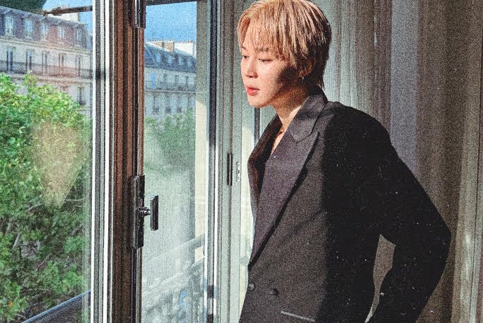 jmnpromise's tweet photo. HAPPY BIRTHDAY JIMIN HE LOOKS SO GOOD https://t.co/YXteaASNdO