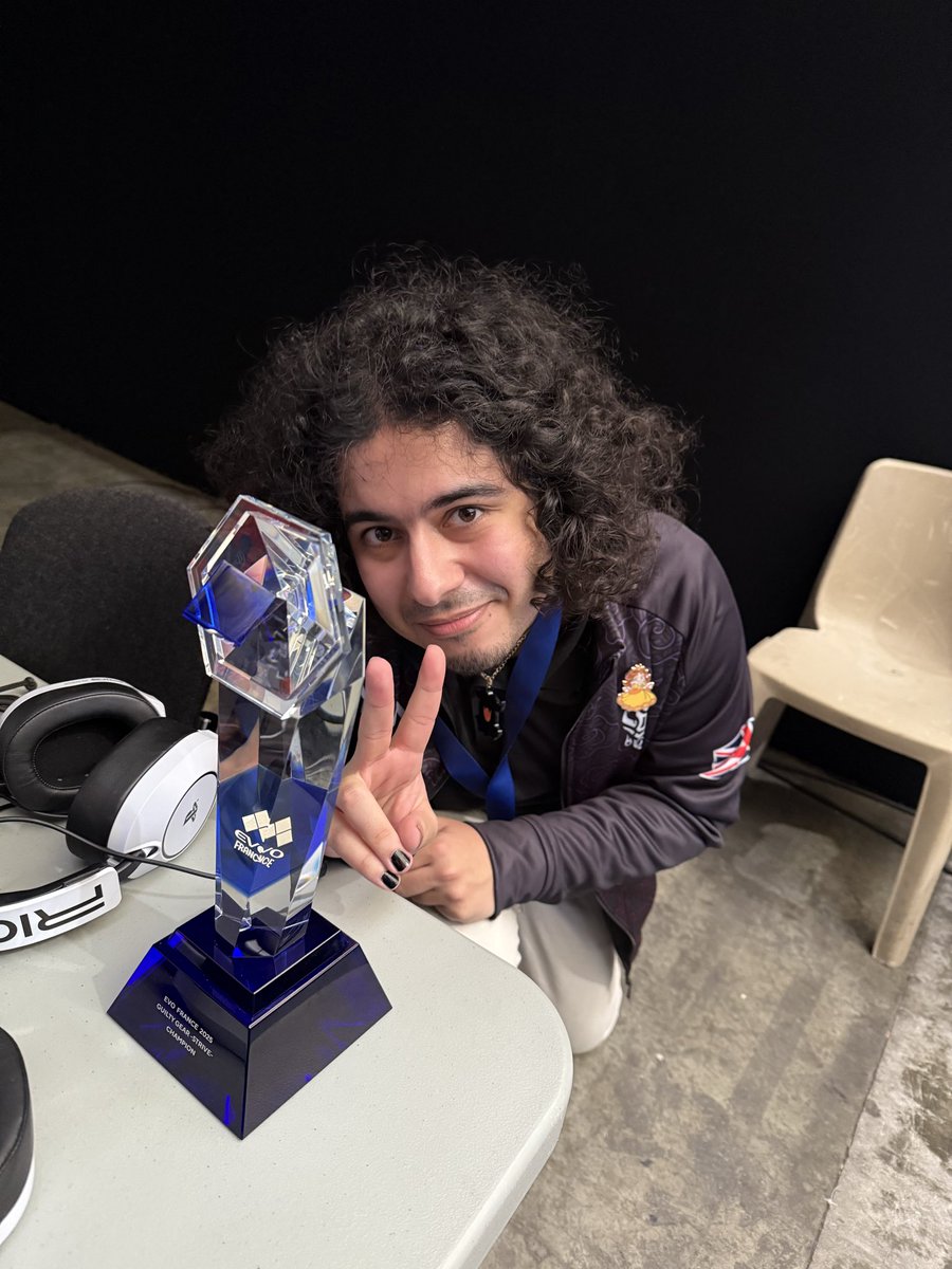 Congratulations  Tiger！！(<a href="/Blueish_Tiger/">ONi | Tiger_Pop</a> )

I'll do my best, following your example.