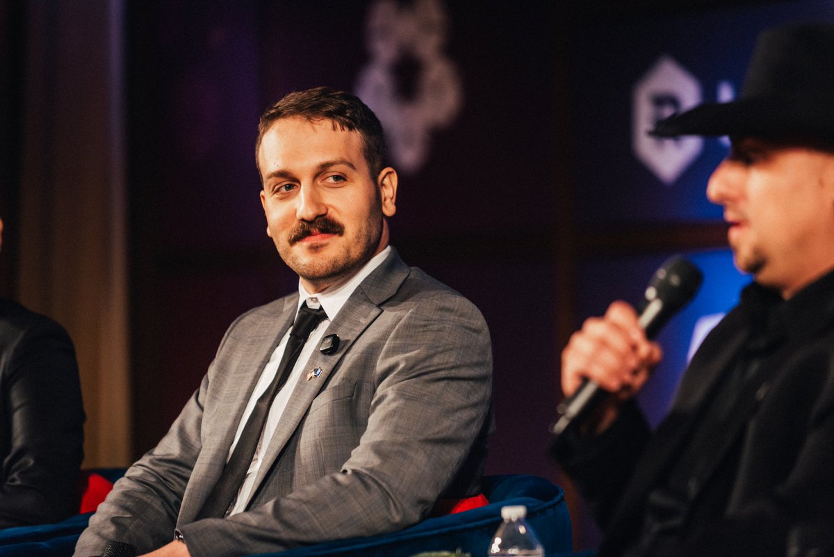 CullahMusic's tweet image. An amazing way to wrap up a very successful @NABSummit was the @standwithcrypto panel featuring @WadePreston, @MS_NFTy, @tefiteusmc, @ElizabethHa, and myself. 

I&apos;m really grateful for @na_blockchain to host this event so all the chapter presidents could deepen their own…