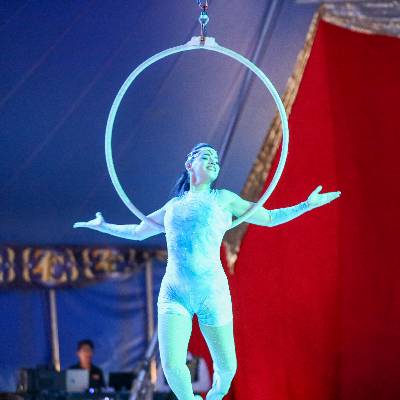 MSStateFair's tweet image. 🎪 Zerbini Family Circus
Step right up for the magic of the Zerbini Family Circus! 🎟️🤹‍♀️ From daring acrobats to hilarious clowns, this show brings classic circus fun to the Great American Mississippi State Fair Midway! 🎠
#GreatAmericanMSStateFair #ZerbiniCircus