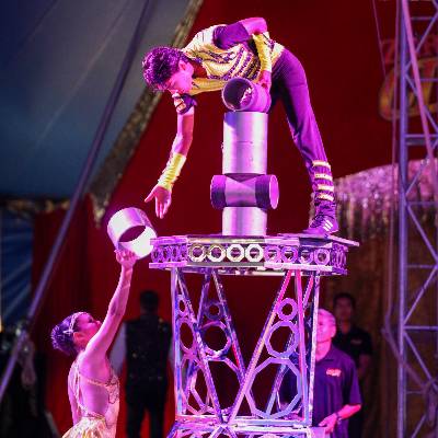 MSStateFair's tweet image. 🎪 Zerbini Family Circus
Step right up for the magic of the Zerbini Family Circus! 🎟️🤹‍♀️ From daring acrobats to hilarious clowns, this show brings classic circus fun to the Great American Mississippi State Fair Midway! 🎠
#GreatAmericanMSStateFair #ZerbiniCircus