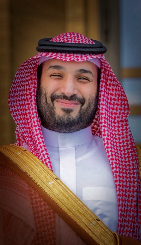 اللهم حصّنه بنورك،
وأنر طريقه بتوفيقك،
واجعله سببًا لنهضةٍ تدوم وفخرٍ لا يزول ،،،..