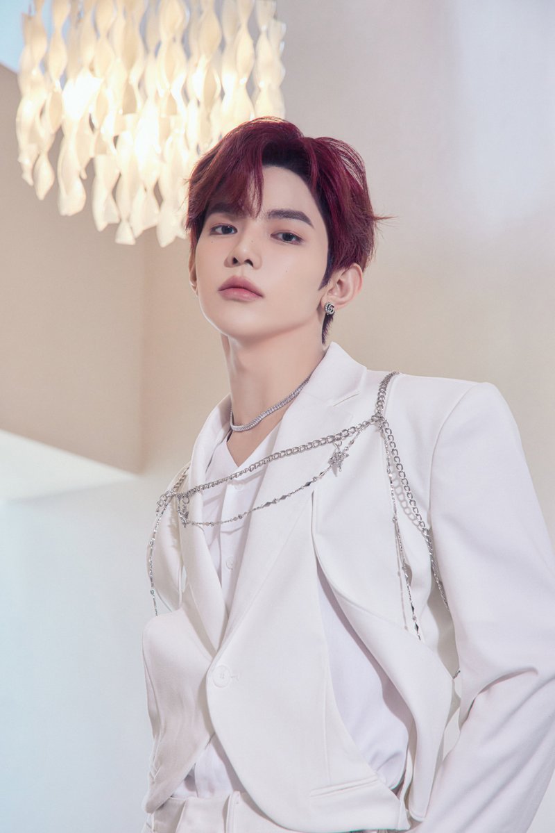 ZB1_jp's tweet image. ZEROBASEONE Japan Special EP
『ICONIK』

ICONIK PHOTO JP ver.
#ZHANGHAO #ジャンハオ

Title Track 「ICONIK (Japanese ver.)」
🎞️🎧 2025.10.24 00:00 (JST)

Pre-Add/Pre-Save
🔗 zb1.lnk.to/RDwr9C
*Japan &amp;amp; U.S. Only

#ZEROBASEONE #ZB1
#ICONIK #ZEROBASEONE_ICONIK