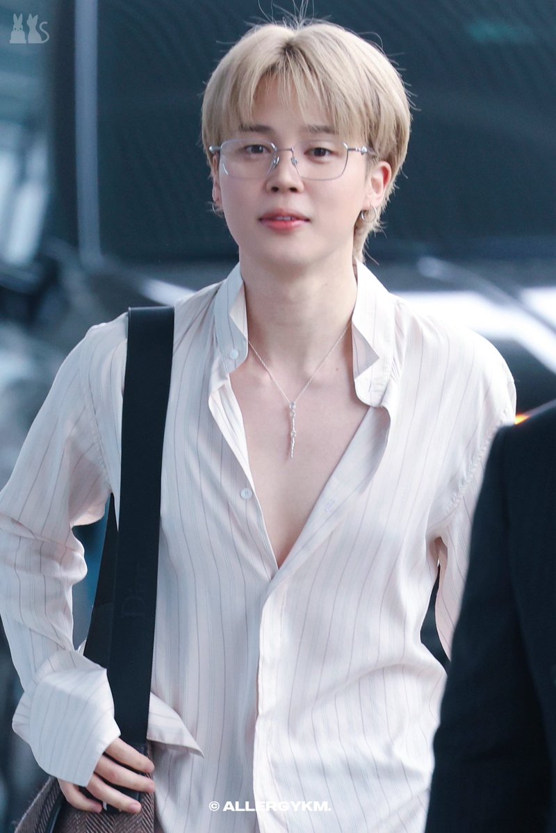JKCOTINA's tweet photo. #HappyJiminDay 
#OurMuseJimin
#30YearsofLove
#HeartwarmingJimtober
#1013Miracle
#ItBoyBirthday
#HeavenlyVoiceJimin
#StagelconJimin
#CutieSexyLovelyJimin
#GoodHumanJimin
#ProudofOurArtistJimin
#WithJiminTillTheEnd
#좋은사랑_진짜사랑_우리지민
#지민아_태어나줘서_고마워 https://t.co/sLedNJrEwK