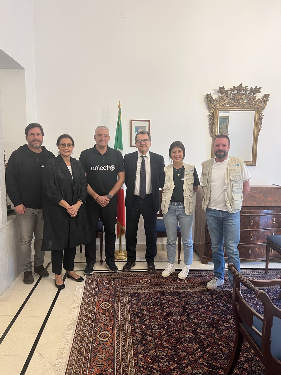 Ste_Ravagnan's tweet image. UNICEF Italy is preparing a fundraising campaign on RAI TV next November for children in need in some countries, including Syria. Proud to host today their delegation, including Goodwill Ambassador actress Alessandra Mastronardi, and to support the initiative.