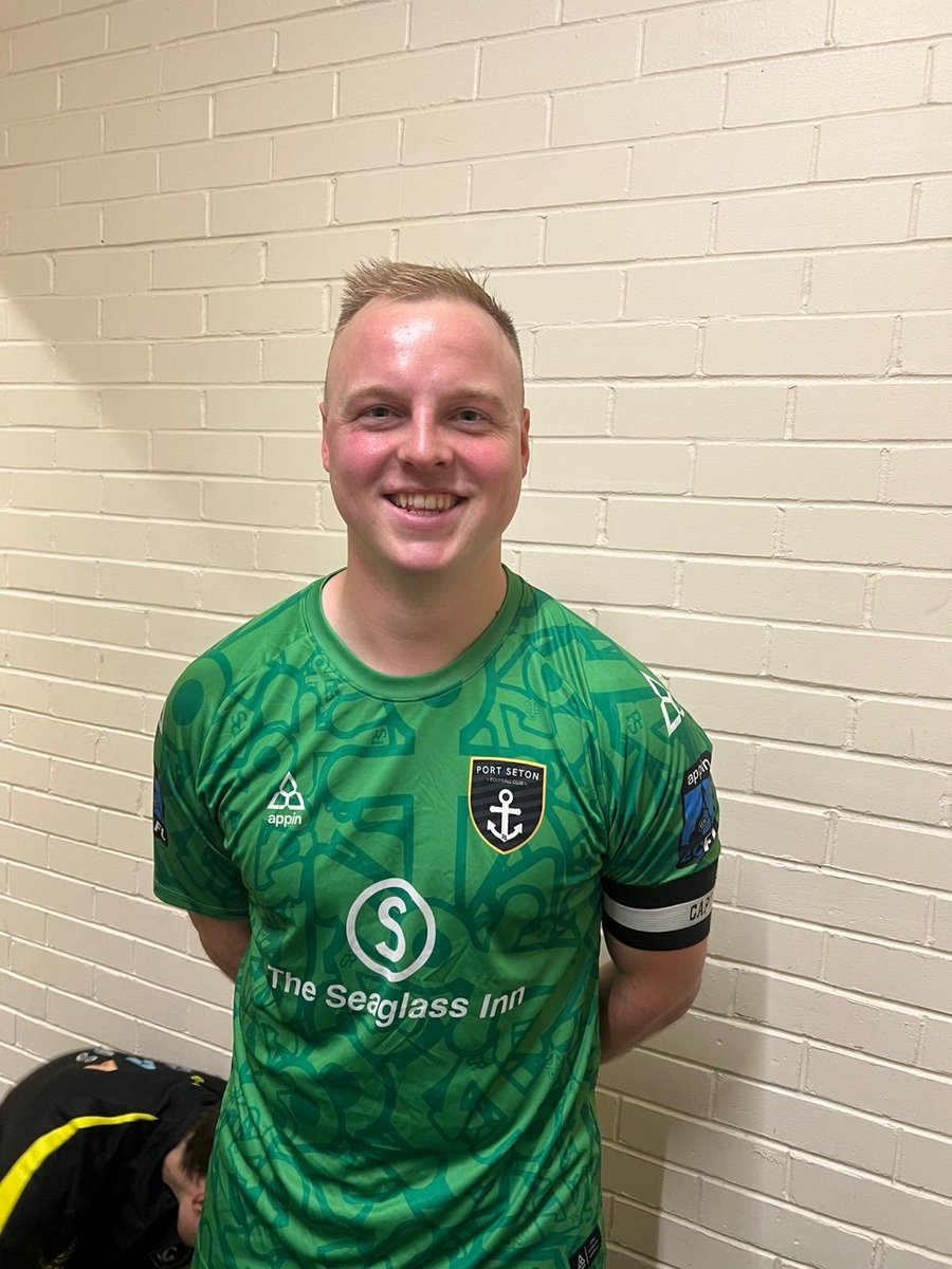 PortSetonFC's tweet image. Great win yesterday for the boys! 3-1 final score! Goals from:

⚽️ Chrissy
⚽️ Fairy 
⚽️ @JackThomson925 

A very good team performance but it’s our number 1 that takes the MOTM! @Michael08900839
 Mon the Seton 💛🖤