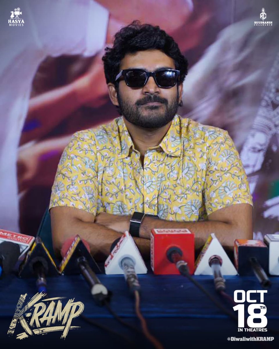 ProSreenuSuresh's tweet image. #KRamp Pre-Diwali Tour kickstarts in Guntur 💫
Gunturolla tho mana Kumar Abbavaram 🤩
ICYMI: #KRamp Trailer!
— youtu.be/3dK_Qs_5Vv8
#DiwaliWithKRAMP In Theaters from OCTOBER 18th, 2025 🧨💥