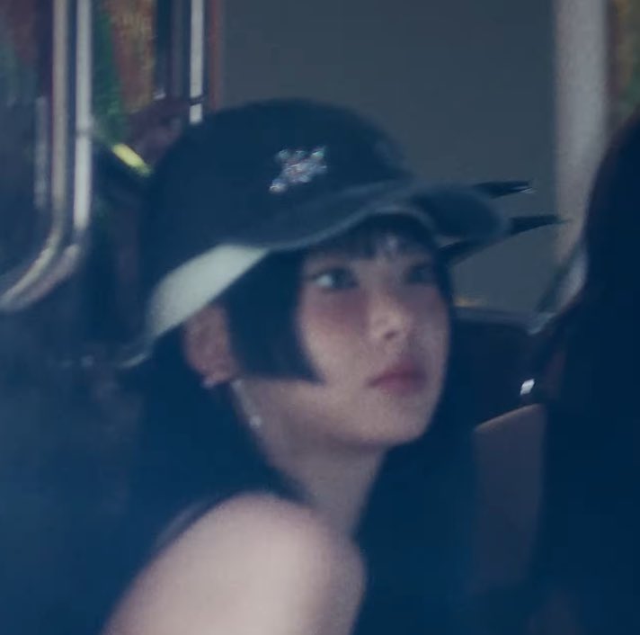 chaes_1110's tweet image. ウンチェの姫カットが復活するだなんて……神