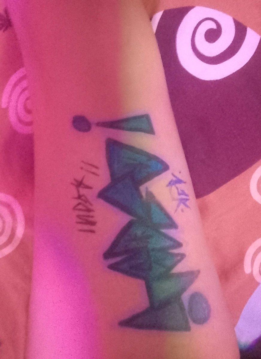 starprincess435's tweet image. Me hicieron un bodypaint jsjsjsj UwU 
#graffity #bodypaint