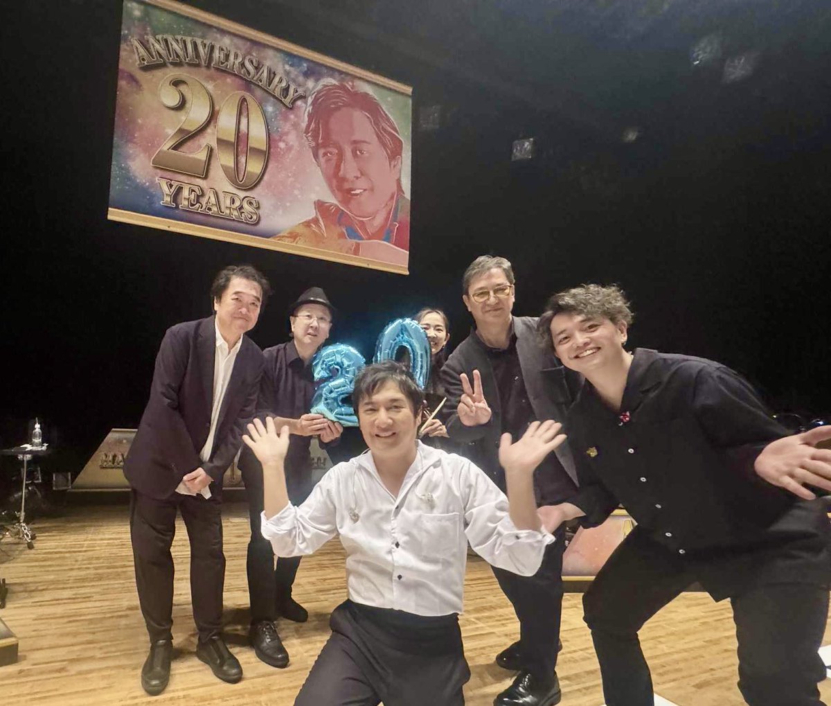 matsutake1001's tweet image. 松原健之コンサートツアー2025
無事完走することができました。
コンサートに関わってくださったスタッフの皆様、
そして会場に足を運んでくださったファンの皆様に　心から感謝申し上げます。
おかげさまで、思い出に残る20周年記念コンサートになりました😃
有難うございました
#松原健之