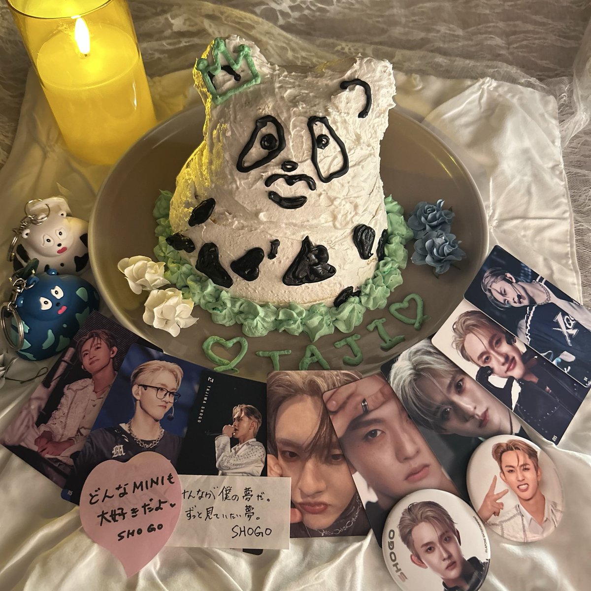 たじのセンイルケーキの歴史も大公開𓂃 𓈒𓏸
毎年お誕生日ケーキ作っちゃうくらいたじが大好きだよ〜！！！🐼
パンダから抜け出せなくなっちゃったよぅwwwwww

#HAPPYSHOGODAY
 #祝27歳_将吾と行く地図にない新世界