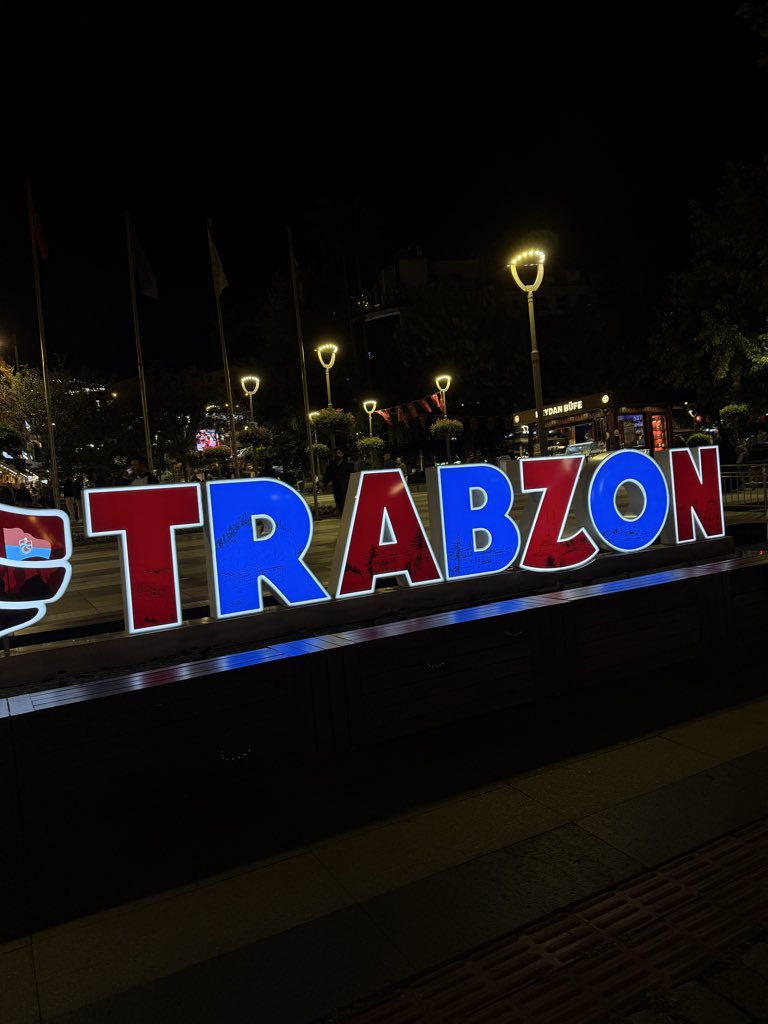 Trabzondan Biri tweet media