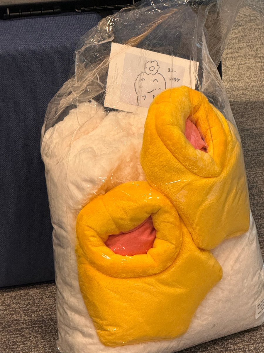 withjongho_'s tweet image. finally 😭