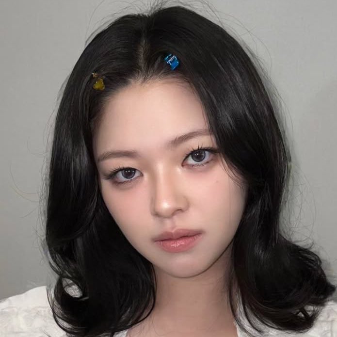 jeongiecart's tweet image. face card is NEVER declining 🙂‍↕️