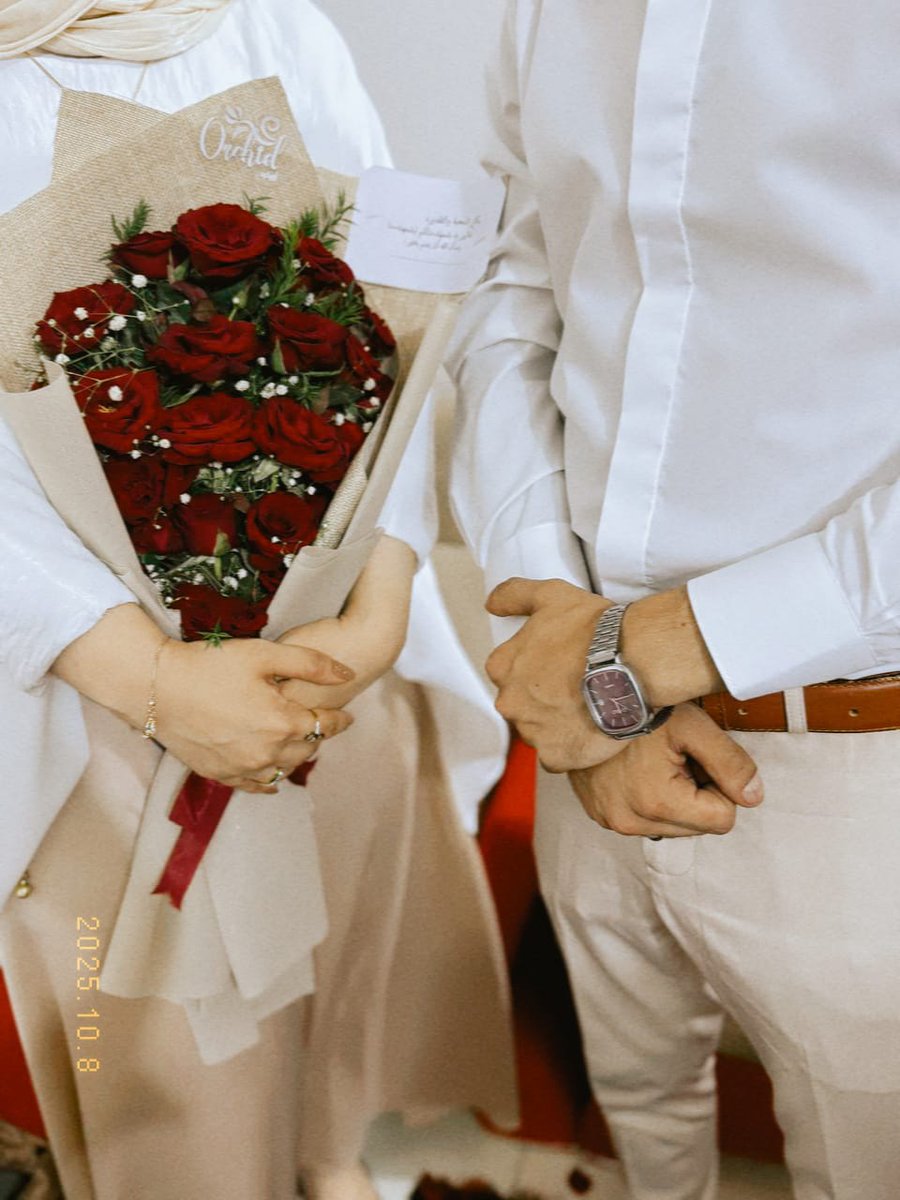 "𝗪𝗲 𝗳𝗮𝗹𝗹 𝗶𝗻 𝗹𝗼𝘃𝗲 𝗶𝗻 𝗢𝗰𝘁𝗼𝗯𝗲𝗿"