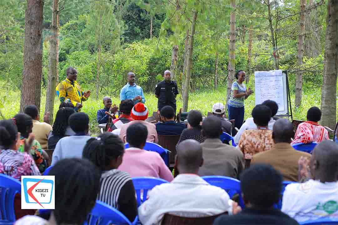 #HappeningNow
Rubanda County West MP Hopeful and NRM Flag Bearer, Hon. Bruce Balaba Kabaasa, has pledged to improve health care and sanitation services in Rubanda West by closely working with health teams at various levels to promote community well-being.
He made the remarks...