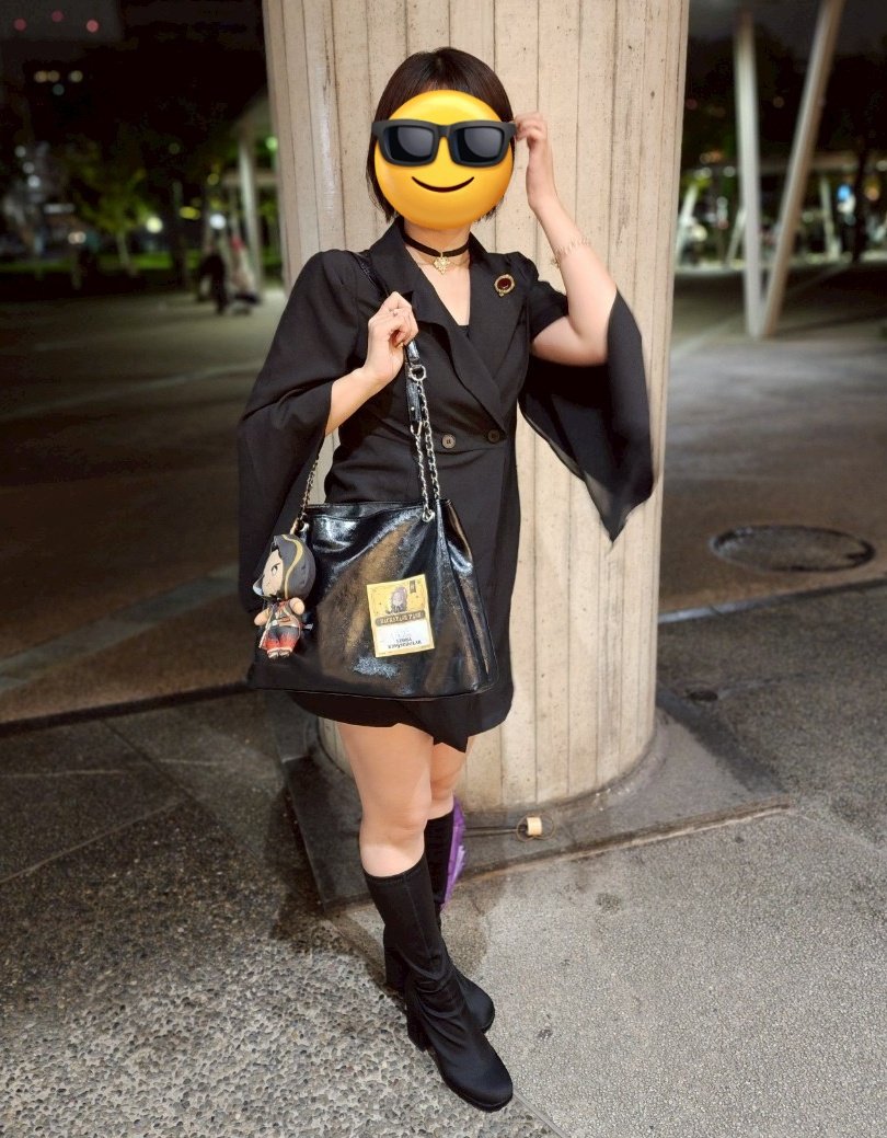 usata1221's tweet photo. 一日目夜公��で
参戦してきました!!!
人生初のライブめちゃ良かった🥹
席もB席で残念だと思ってたけど
前の方で顔まで見れました🥲
とても楽しかった!!!!

#ブレイジングジュエル 
#ツイステ 
#ツイステッドワンダーランド https://t.co/GiTRIWBEIf