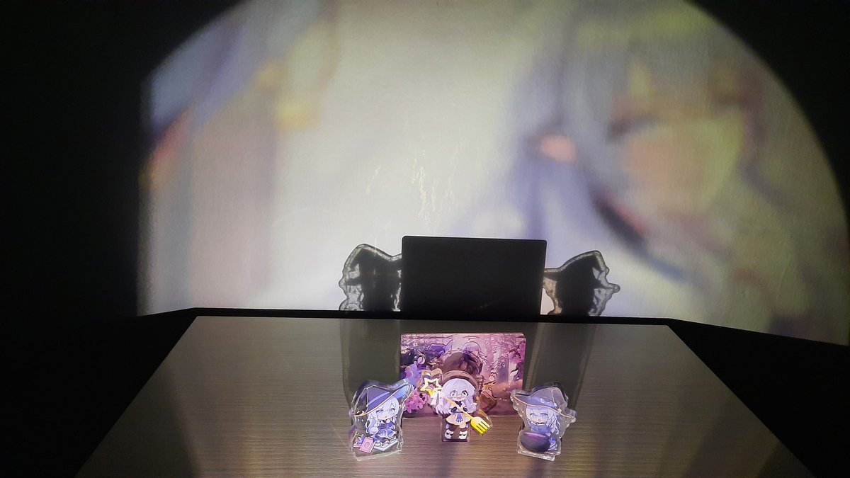 #蕾雅的人間觀察 #彌照萊閃 

Part 1