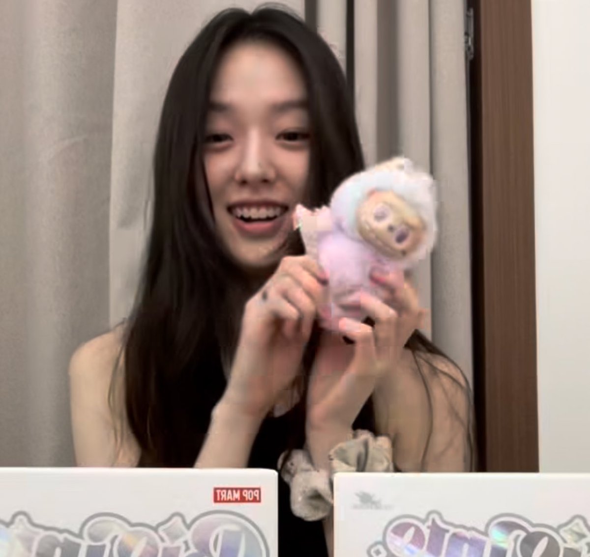 theresia han. tweet media