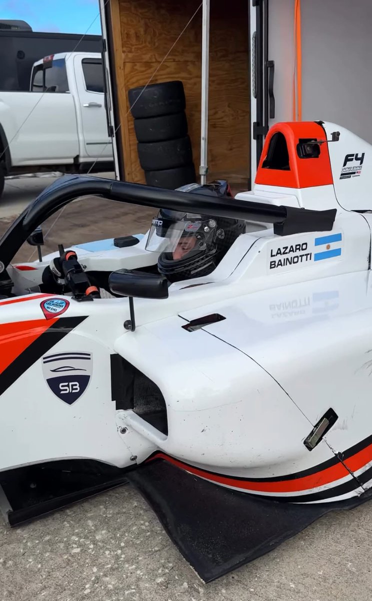 LuccasCorsino's tweet photo. Ojo con este chico, 13 años y ya está corriendo en F4 en Estados Unidos (SEFS)

Puro talento argentino 🇦🇷 https://t.co/PcxHs8L3D5