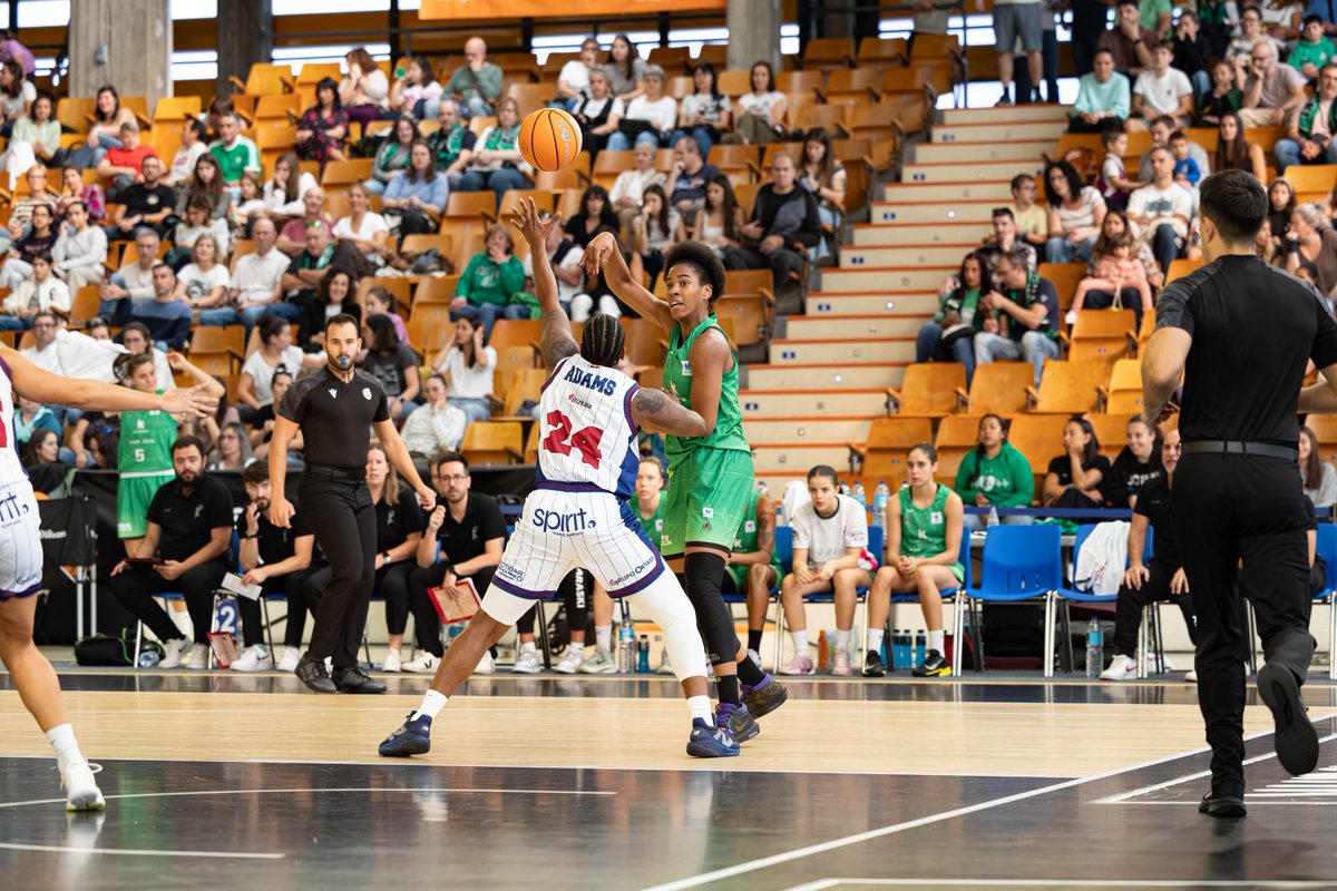 𝑳𝒂 𝑪𝒓𝒐́𝒏𝒊𝒄𝒂

El derbi se queda en Mendi 🫰

🗞️ bit.ly/473gVsT

📸 <a href="/unaicruzz/">Unai Cruz</a> 

#ElLatidodeMendi #MendikoTaupada