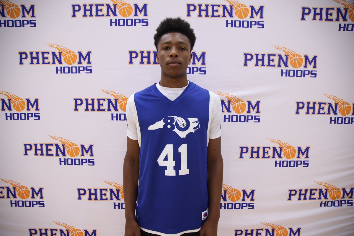 2027 Seth Harris (Western Guilford) has shown some good flashes early on. Good frame, strong driver, gets downhill and finishes, and is able to provide a useful piece on the court. #NCTop80