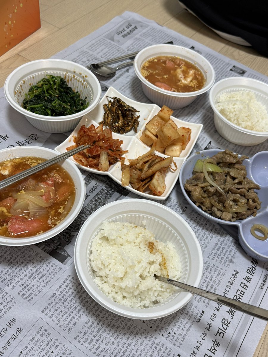살다살다 여자친구랑 밥을 해먹어보네