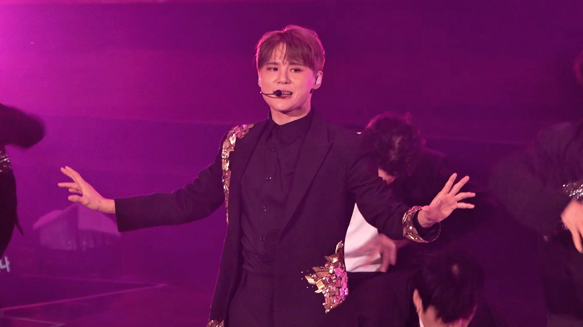 [4K 60p] 251012 김준수 - OeO XIA 2025 CONCERT Chapter 2 : Festa youtu.be/I3u90V7iMWk?si…