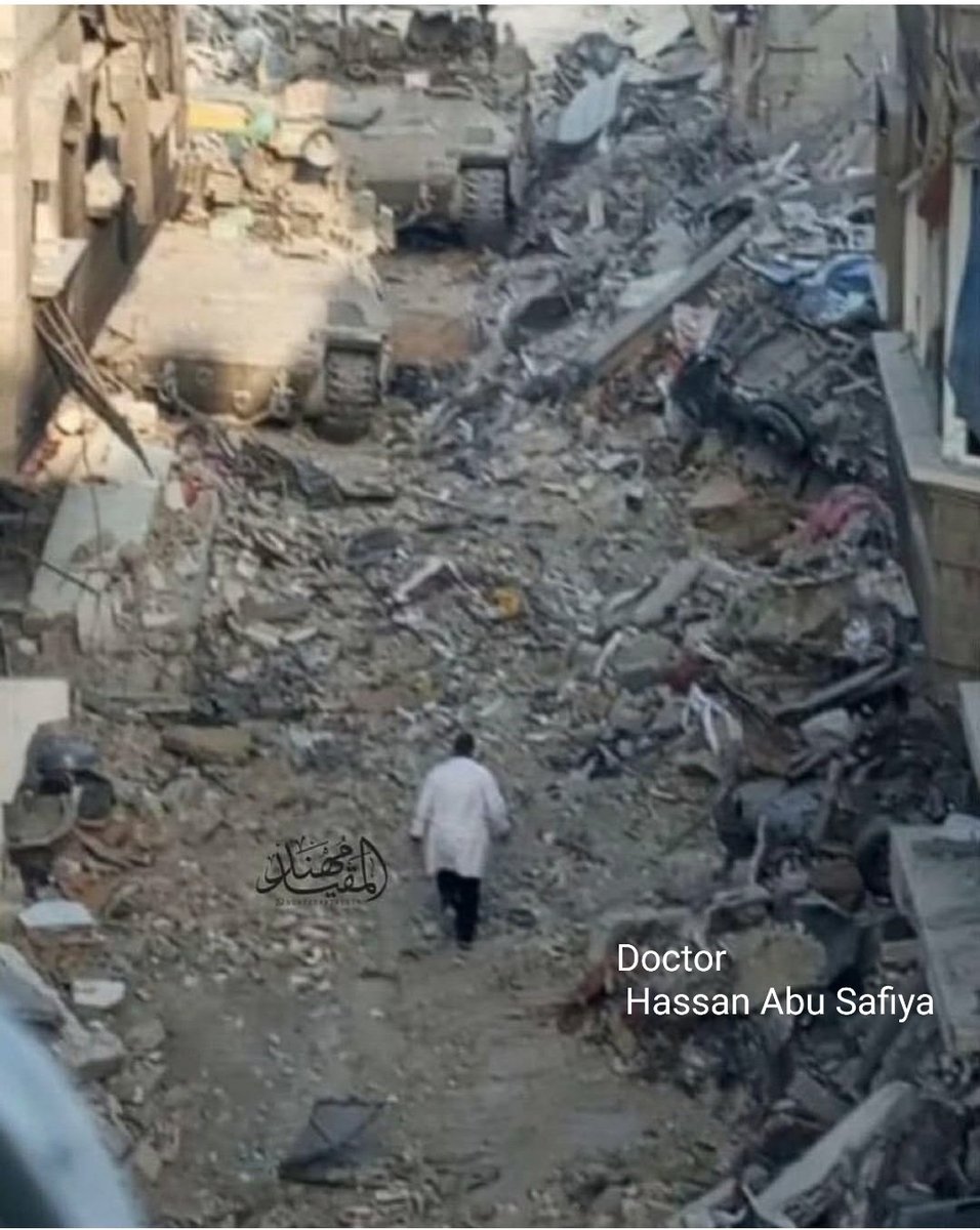 Doctor Hassan Abu Safiya detenido arbitrariamente  por las fuerzas terroristas de Israel (DFI) en 2024 sigue  detenido bajo trato inhumano. Libérenlo ya!!