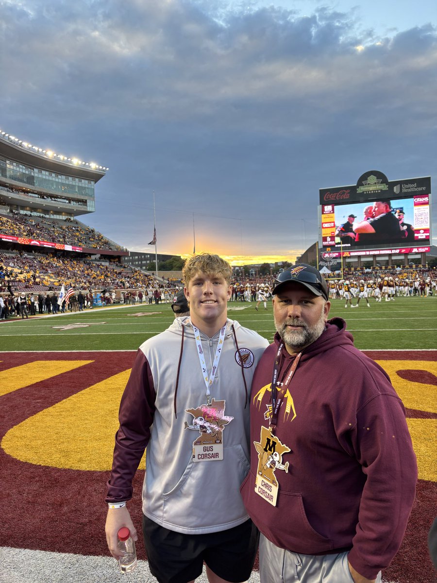 gus_corsair's tweet photo. Had a great time back in Minnesota this weekend! Thank you to all the staff for the hospitality, it was a lot of fun and I can’t wait to be back!! #RTB #SkiUMah @Coach_Fleck @Callybrian @nick20lee @_CharlieNesbitt @JoeRFootball @CoachBain75 @Legg62 https://t.co/YgyIDW3QOd
