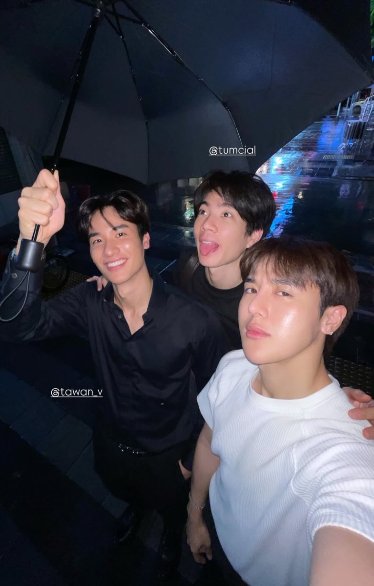 TayTawanMyanmar's tweet image. Fav Gang Ever💚💙💛

#Tawan_V #OffJumpol #ArmWC 
#91Liners