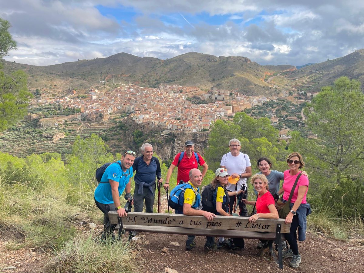 El Camino de los Administradores de Fincas Colegiados sigue por Albacete. Compañerismo, risas y comida sin fin. ¡Gracias CAF Albacete por un finde de los buenos! 😄🥾🥂 #AdministradoresDeFincas #Albacete <a href="/coaf_AC/">COAFAC</a>