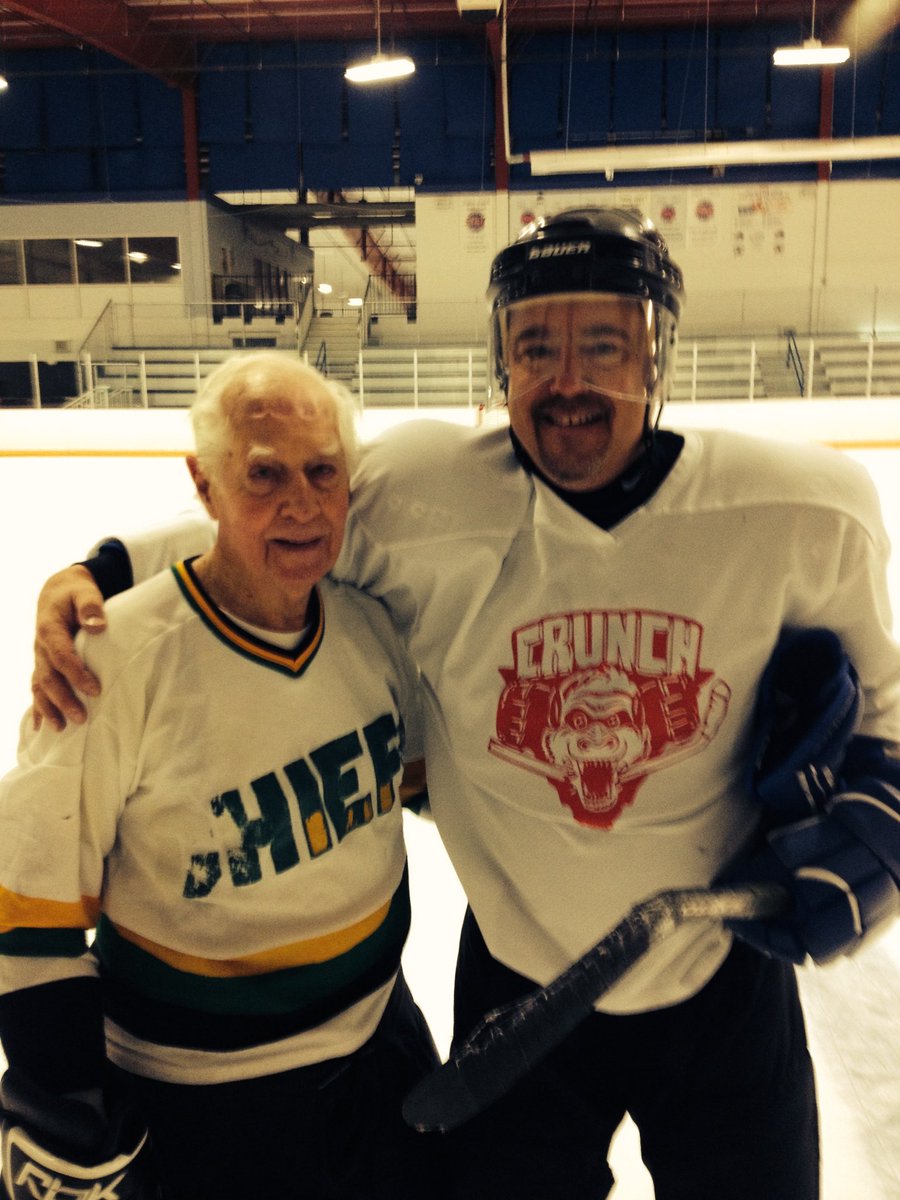 mikebenn_'s tweet image. RIP Marshall #greywolves