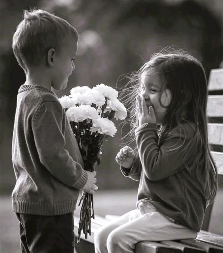 ❤️‍🩹الشّوق من مُذهباتِ الوقار، شعورٌ لا يَدع فيك شيئًا ساكنًا.
#شعورك_الان 
#بشير_الخير🦋🦋💔