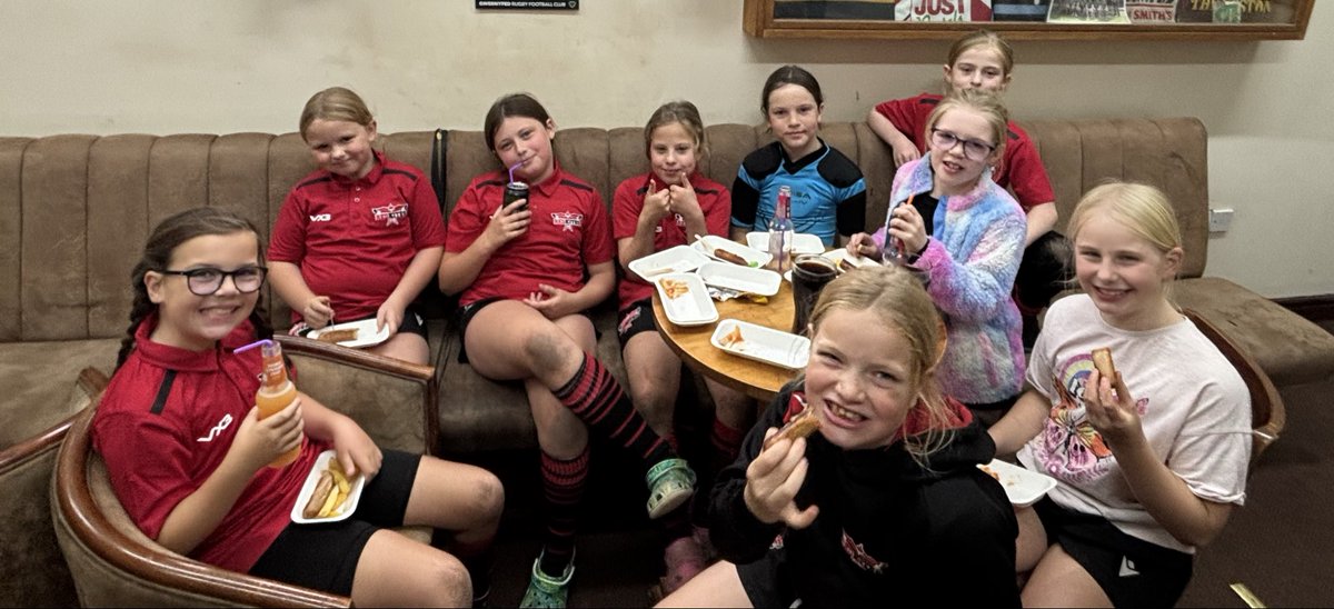 Fantastic performance by <a href="/RugbyKites/">Red Kites Female Rugby Hub</a> 10s today in their 1st matches this season against Knights and Teifi Timberwolves. The hard work in training paid off and they were all fab ❤️🖤🏉 <a href="/WRU_Community/">WRU Community - Wrth galon y genedl</a> <a href="/waleswomenrugby/">Welsh Women's Rugby🏴󠁧󠁢󠁷󠁬󠁳󠁿</a> <a href="/WelshRugbyUnion/">Welsh Rugby Union 🏴󠁧󠁢󠁷󠁬󠁳󠁿</a>