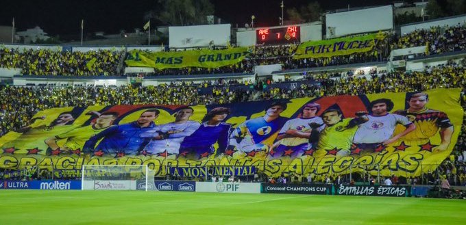 AmericanistaGDL's tweet photo. Un escudo tan grande, que en él,  cabe todo un continente. 

Feliz 109 aniversario al único grande de la nación.  Al que es amado, odiado, pero jamás ignorado. Al que es capaz de levantar pasiones y hacer sentir emociones al límite. A un estilo de vida, a la alegría de la gente. 

Feliz aniversario @ClubAmerica , te amo eternamente.  💛💙🦅