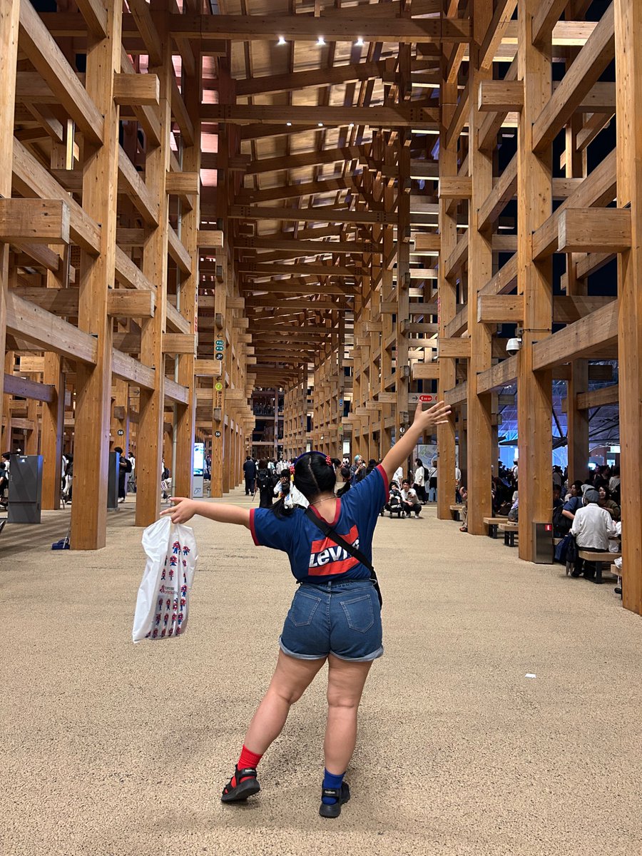 king___adore's tweet photo. 万博、楽しかったー！！！！！！！！！！！！

2025年、大阪に住んでいてよかった😊💙❤️ https://t.co/Y8ZWXFKJx1