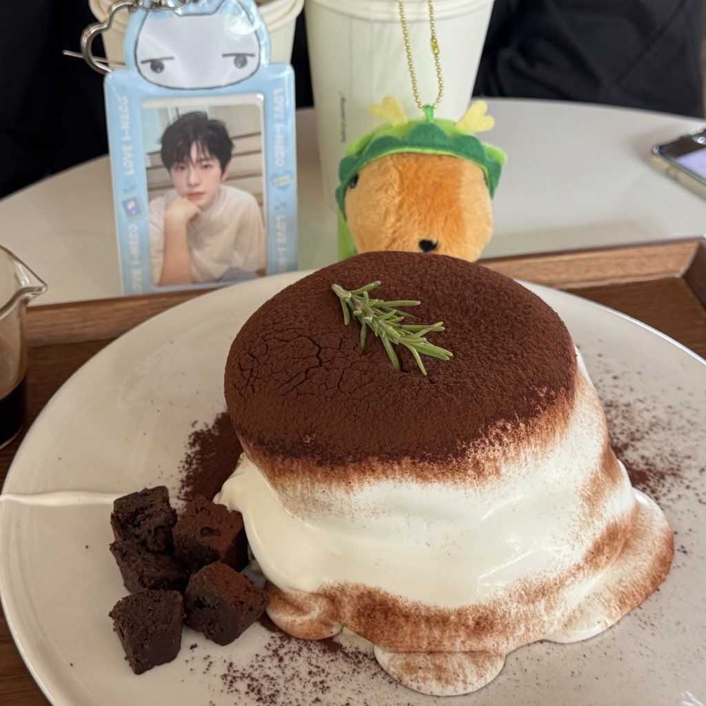 45__S2's tweet photo. 무수리 스케 오랜만 ^_^ https://t.co/fqzsrstcHl