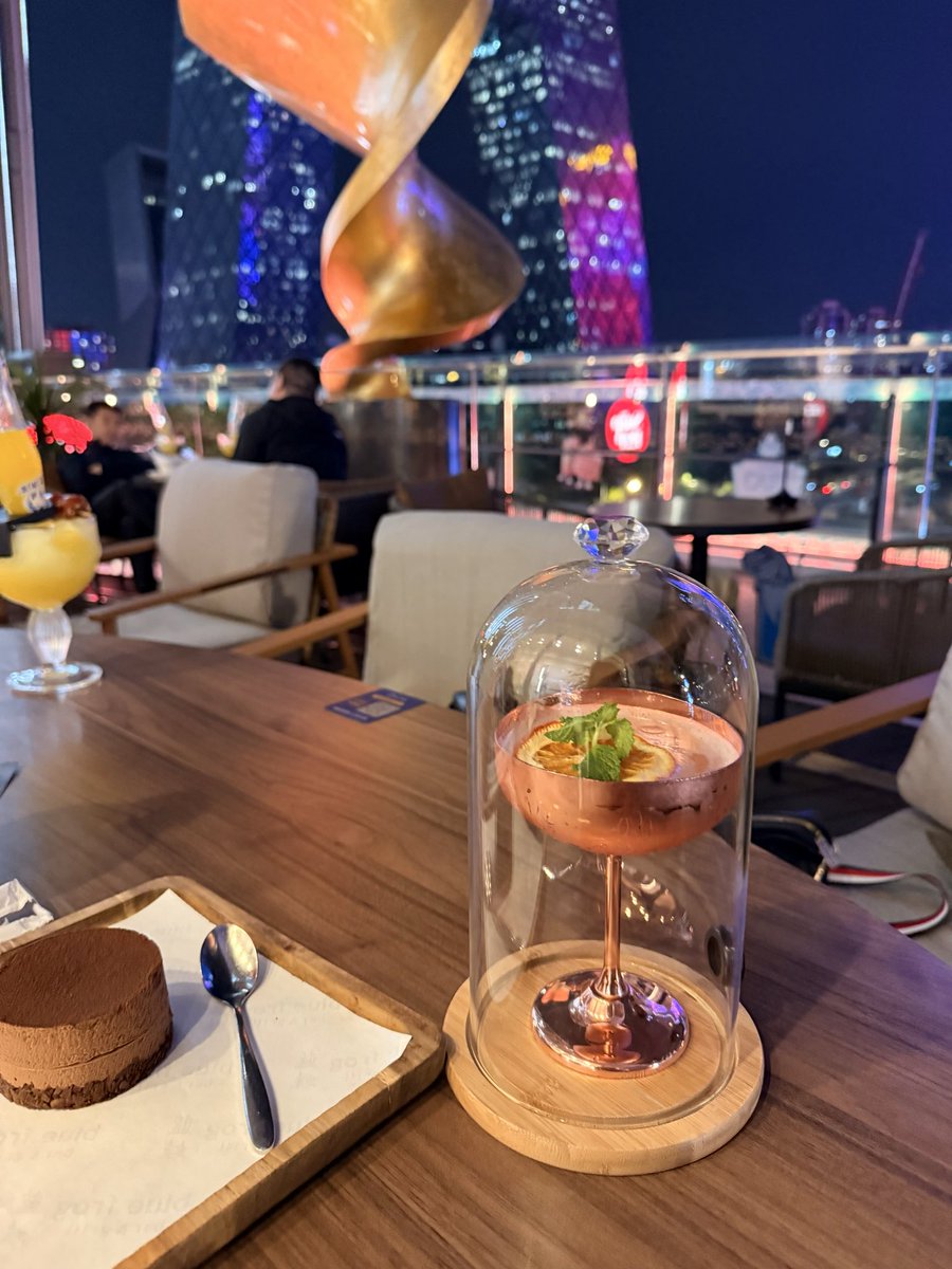 Atgahan's tweet photo. Sexy, isn’t she? 😎🍸 https://t.co/c8a3sbZfmM