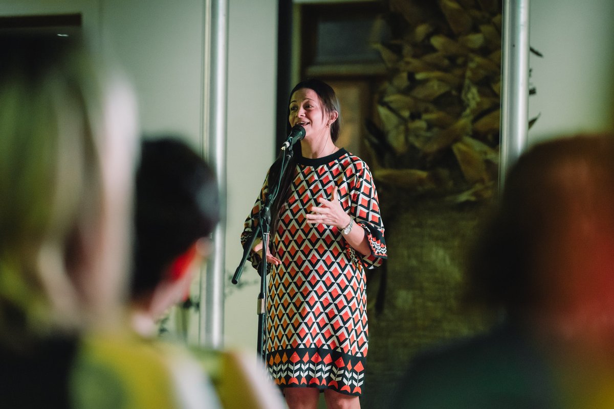 Es un orgullo poder reconocer la trayectoria de grandes artistas riojanos, Marta Cortez Aguero y a Néstor Vildosa. Creemos en un Estado promotor, que impulse el arte, porque el arte es manifestación de identidad, es patrimonio y es trabajo.

Artes Visuales NOA 2025
#Federales