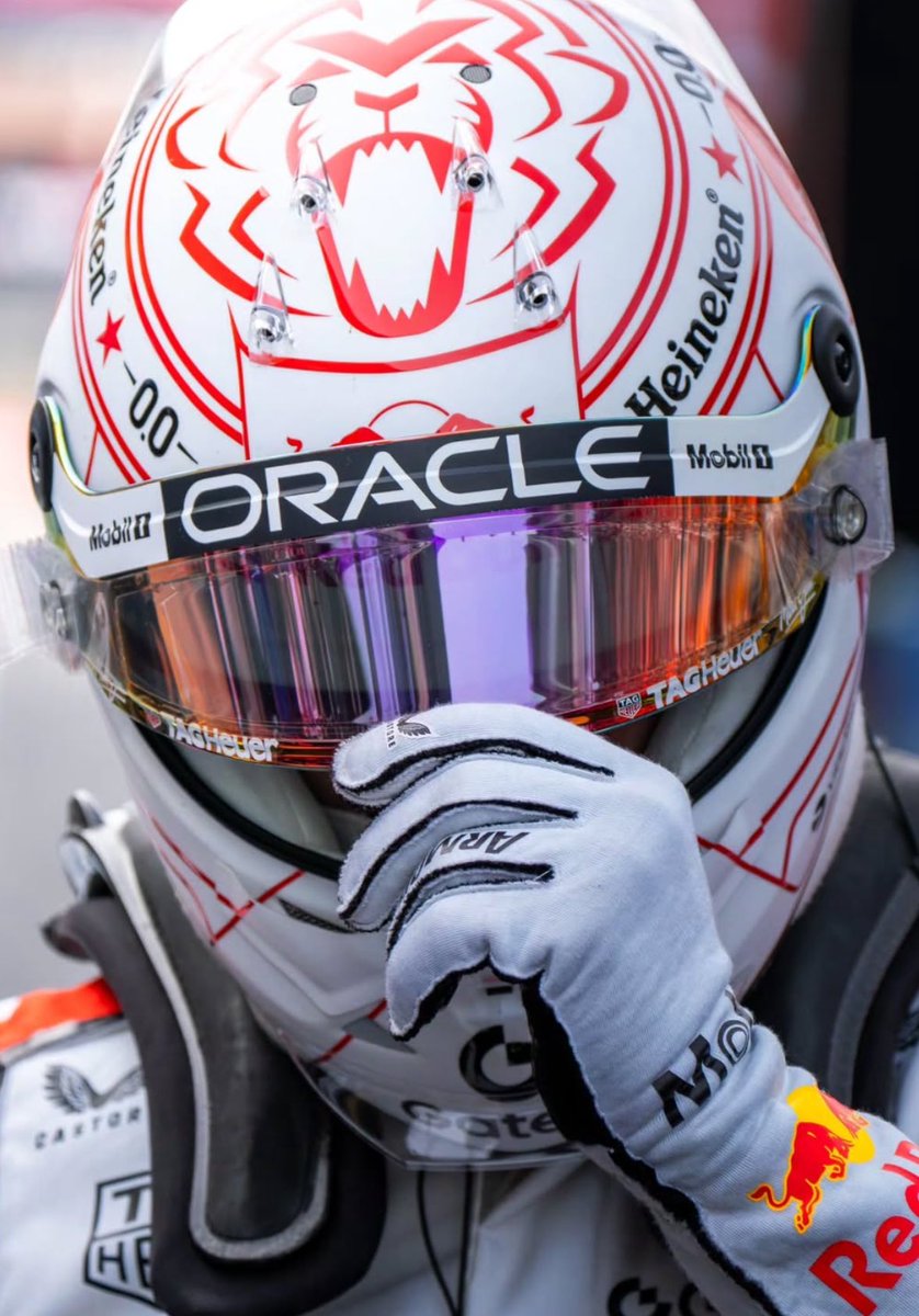 suzuka 2025 you are so iconic

[📸 shotbyantoine]