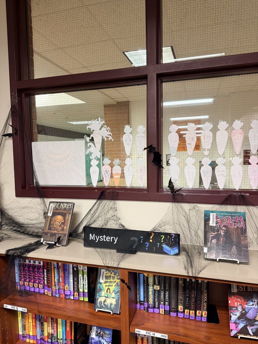 BeckJHLibrary's tweet photo. Things are getting spookier at the library! Check out our mystery, paranormal and thriller books for some spine tingling reads! @BeckJuniorHigh @katy_libraries #katylibraries https://t.co/Zo3uD9N93f