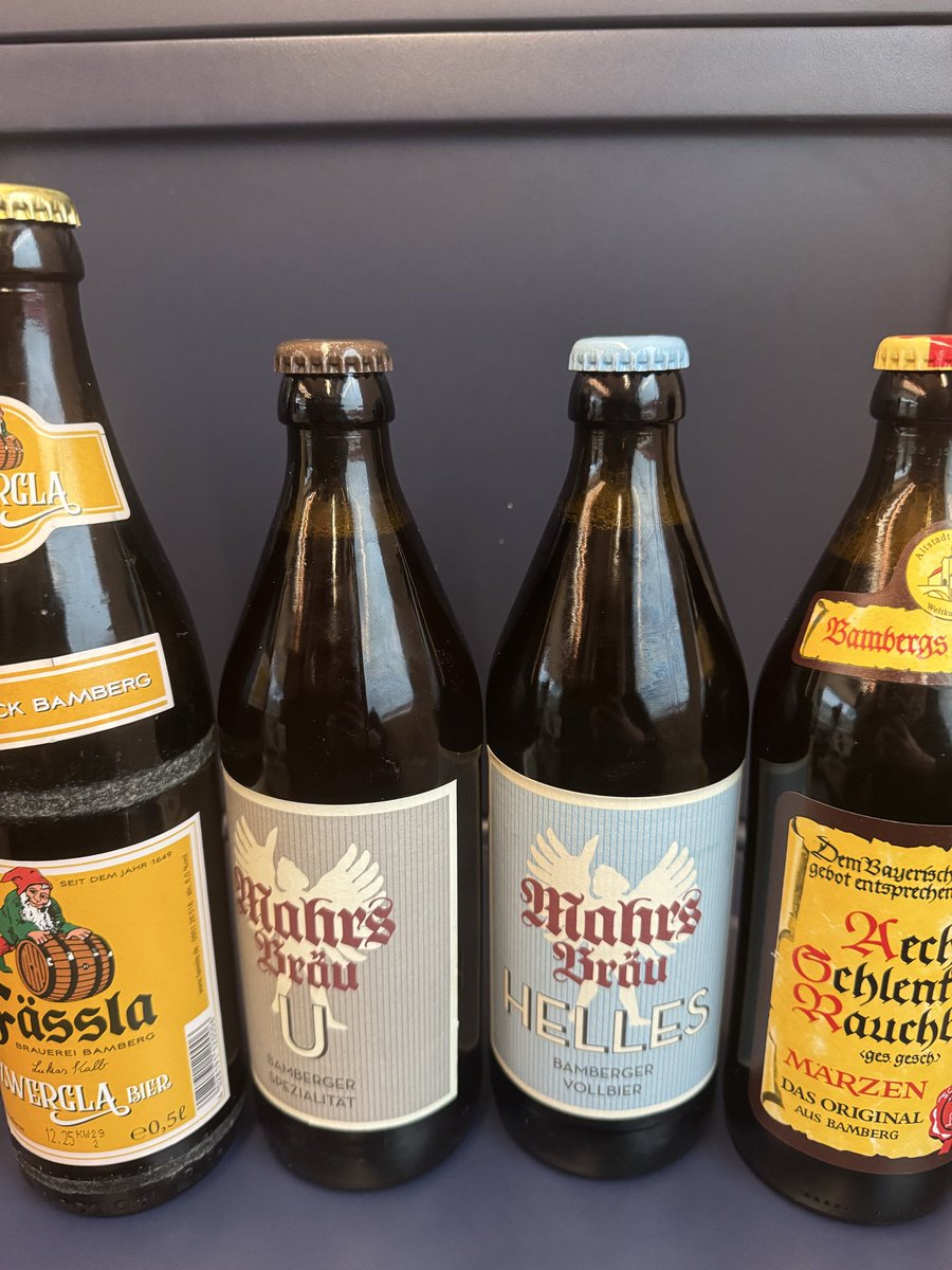 Viele reden über den Länderfinanzausgleich. 

Aber viel wichtiger für #Berlin ist doch fränkisches #Bier.

Mal wieder habe ich einiges im Gepäck. Prost 🍻!

#Bayern