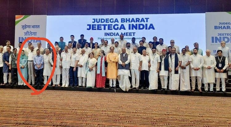 R Prasad (पोस्ट में व्यंग अधिक होते हैं ) (@rish_prasad) on Twitter photo सबके बीच में जो नीली शर्ट वाला फंस कर खड़ा है, ये 10 साल पहले इन सबको जेल में डालने आया था🤣🤣
<a href="/capt_mishra/">अमात्य राक्षस™️©️®️🏴☠️☠️</a> सबके बीच में जो नीली शर्ट वाला फंस कर खड़ा है, ये 10 साल पहले इन सबको जेल में डालने आया था🤣🤣
<a href="/capt_mishra/">अमात्य राक्षस™️©️®️🏴☠️☠️</a>
