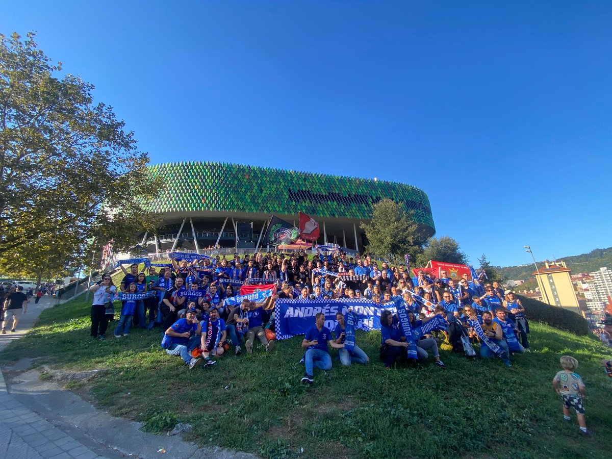 ❤️ 𝙏𝙝𝙞𝙨 𝙞𝙨 𝙬𝙝𝙮 𝙬𝙚 𝙥𝙡𝙖𝙮, claro.

¡Qué recibimiento se ha llevado la afición de <a href="/SanPabloBurgos/">Recoletas Salud San Pablo Burgos</a> de la afición de <a href="/bilbaobasket/">Surne Bilbao 😎</a> en Miribilla!

#LigaEndesa