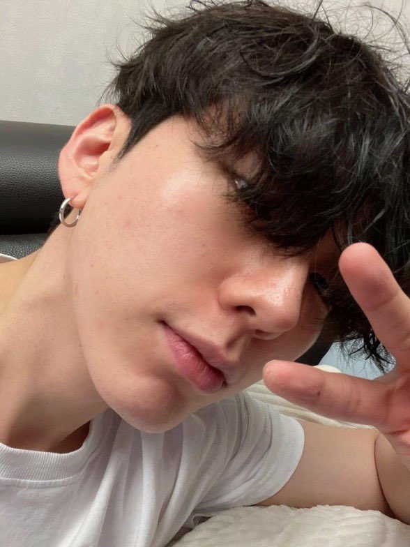 grayscale56's tweet image. Woahhh
#mbbsd #monbebeselcaday #kihyun #monstax @OfficialMONSTAX