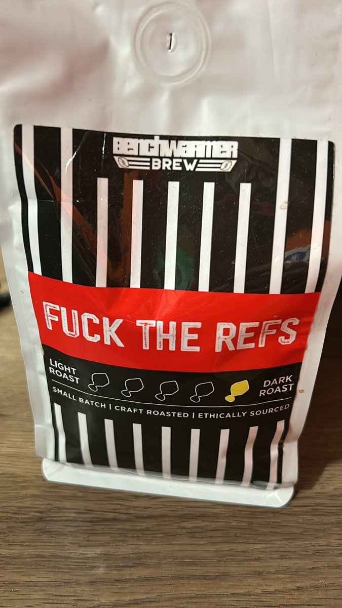 BrandonPerna's tweet image. That’s a catch and fumble.

F those refs