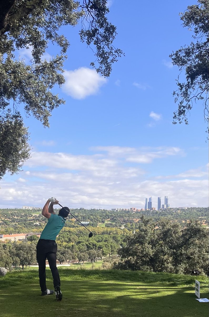 🏌️ El británico Marco Penge se lleva el Open de España venciendo a su compatriota Daniel Brown

 ⛳ <a href="/DJuradoCD/">David Jurado</a> y <a href="/JesusMarquezz/">Jesús Márquez Pigner</a> analizan los detalles de este trabajado y emocionante triunfo

📻 <a href="/CanalSurRadio/">Canal Sur Radio</a>
🌐 csur.red/FB2L50UNkrK
📱 App
