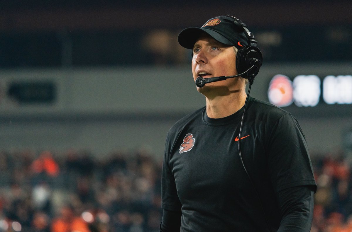 JUCOFFrenzy's tweet image. BREAKING🚨: Oregon State has fired head coach Trent Bray #CFB #OregonState #Beaver