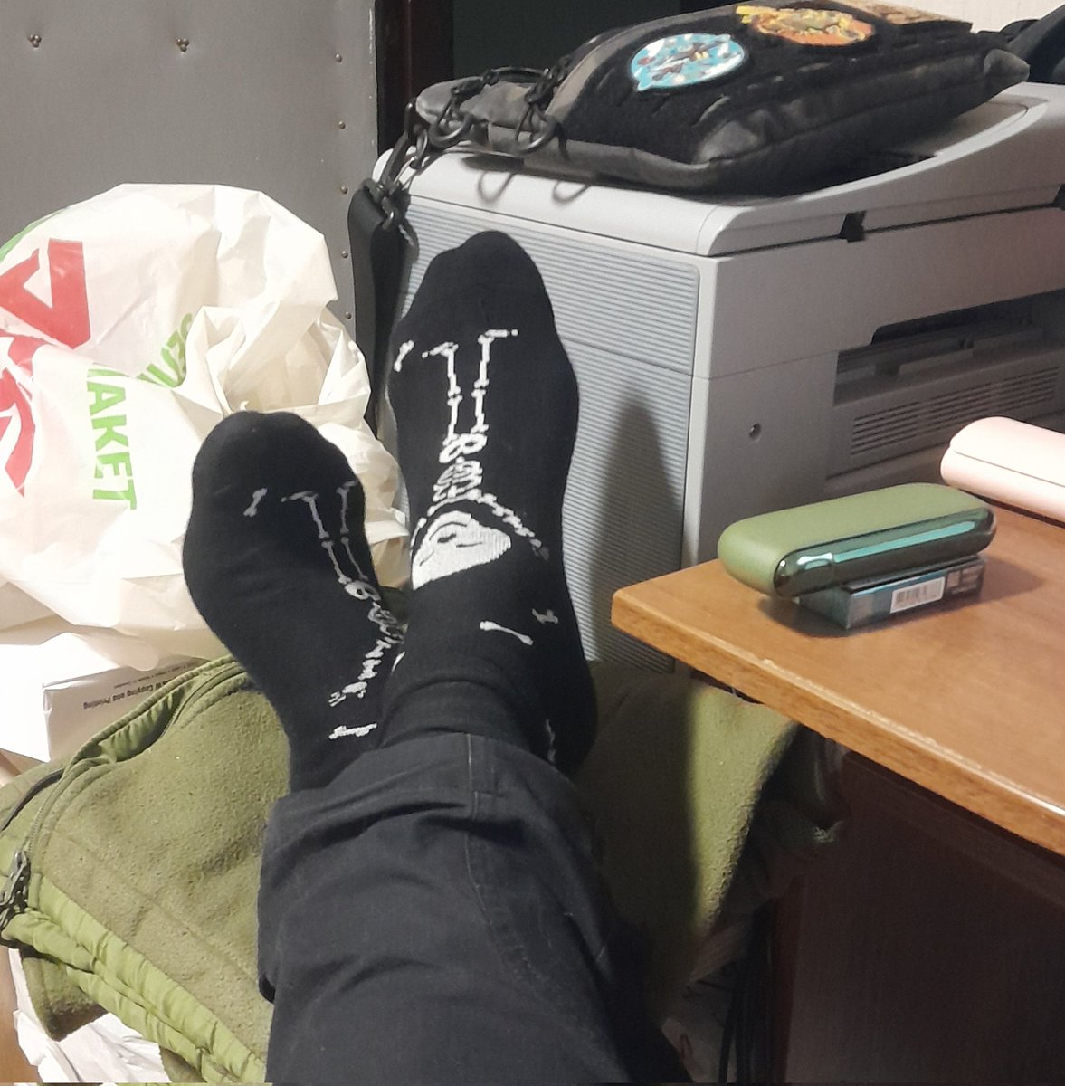 Зацініть шкарпеточки😁